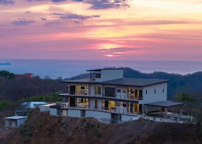 New! Oceanview, Infinity Pool, Spacious & Private Luxury Group Retreat Сasa de vacaciones *