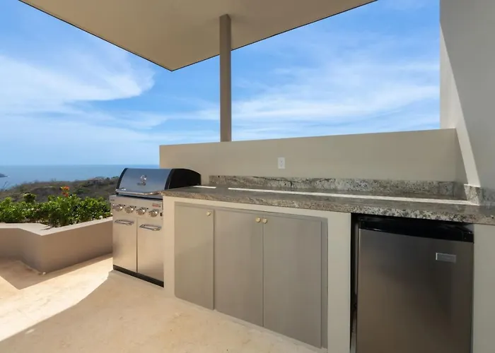 Сasa de vacaciones New! Oceanview, Infinity Pool, Spacious & Private Luxury Group Retreat