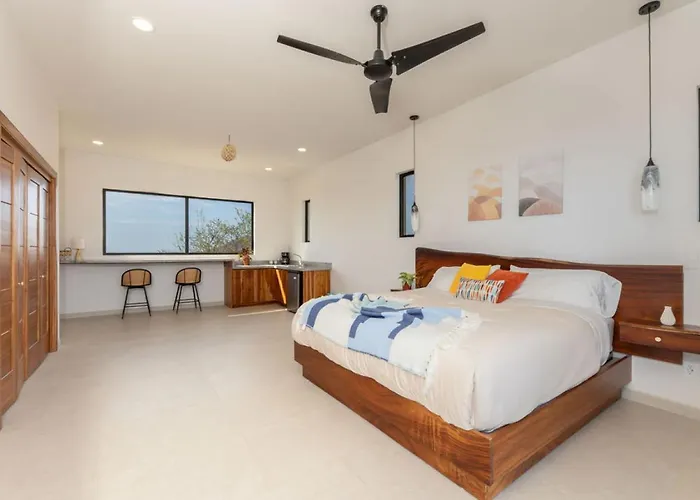 Сasa de vacaciones New! Oceanview, Infinity Pool, Spacious & Private Luxury Group Retreat *