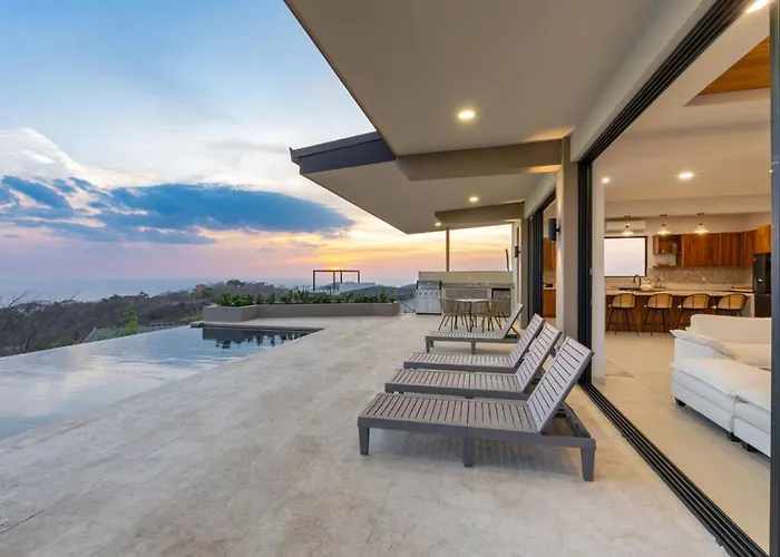 New! Oceanview, Infinity Pool, Spacious & Private Luxury Group Retreat Сasa de vacaciones