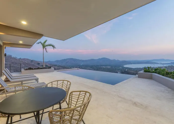 New! Oceanview, Infinity Pool, Spacious & Private Luxury Group Retreat Сasa de vacaciones Potrero (Guanacaste)