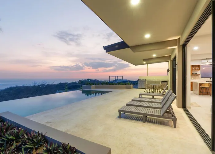 New! Oceanview, Infinity Pool, Spacious & Private Luxury Group Retreat Сasa de vacaciones *